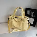 Elegante borsa da viaggio giallo chiaro di grande capacità per fitness e sport - Giallo