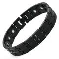 Detailansicht eines schwarzen Magnetarmbands mit strukturierten Gliedern und Magneten - Doppellinie Stil / Schwarz
