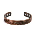 Vintage-Magnetarmband aus Kupfer mit keltischen Knoten-Gravuren für Herren und Damen - Armreif mit keltischem Knoten-Relief (02) / Antikes Rotkupfer