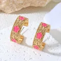 Élégantes boucles d'oreilles créoles en alliage de zinc doré avec fleurs en émail rose - Base d'Or Rose