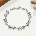 Eleganteres, silberfarbenes Ast-Armband mit violetten Kristallen und Strasssteinen - Verschlungener Ast (HZSL) / Hellviolett