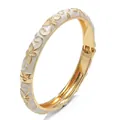 Elegant vintage white enamel floral bangle bracelet with a gold-plated finish - Clover Style (9033 White) / White