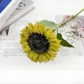 Naturgetreue künstliche Sonnenblume mit gelben Blütenblättern und grünem Stiel - Matcha-Grün