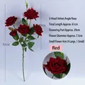 Ramo di rose rosse in velluto artificiale con 5 teste per decorazioni matrimoniali (83 chars) - Rosso