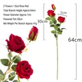 Rosa artificiale in velluto rosso con 2 fiori e 1 bocciolo, altezza totale di 64 cm - 2 Fiori 1 Bocciolo Rosa Perla in Velluto (Rosso Brillante) / 64cm / Rosso