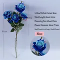 Ramo di rosa artificiale in velluto blu a 5 teste per matrimoni e decorazioni casa - Blu