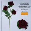 Ramo di rosa artificiale in velluto rosso vino scuro con tre teste per la decorazione della casa. - Stile a 3 Teste / Borgogna