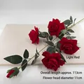 Elegante ramo di rose artificiali in velluto a 5 teste rosso per la casa e l'arredo - Rosa Angolare (Rosso Chiaro)