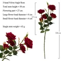 Elegante ramo di rose rosse artificiali in velluto con 5 teste per decorazioni - Piccola Rosa ad Angolo in Velluto a 5 Teste (Rosso Scuro) / 58cm / Rosso scuro