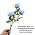 Elegante rosa de seda artificial azul claro de tres cabezas para bodas y decoración - Azul