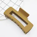 Large matte mustard yellow hair claw clip with minimalist rectangular design - Cube / 10.5cm / Camel