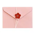Elegante sobre de papel rosa con cierre de cuerda blanca y botón de flor roja para cartas - Estilo de Flor / 1 Pieza (Aprox 16,1x11,4cm) / Rosa Claro