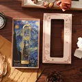Retro Metall Lesezeichen mit Van Gogh Sternennacht Motiv und Geschenkbox Verpackung - Sternennacht Traum / Kartonverpackung
