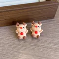 Cute cartoon reindeer stud earrings with Christmas theme on wood background - Elk (YJ89651) / Clip-On Earrings