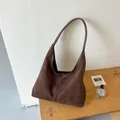 Klassische dunkelbraune Shopper-Tasche aus Wildlederimitat mit großem Fassungsvermögen - Kaffeebraun