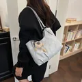 Bolso tote vintage de gran capacidad en cuero PU azul claro para mujeres modernas - Con Llavero / Plateado