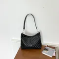 Borsa a tracolla minimalista in pelle intrecciata nera da donna dal design elegante - Taglia S / Nero