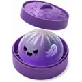 Juguete antiestrés de pan de fantasma de Halloween en una cesta de vapor púrpura - Diablo Púrpura