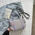 Sac cabas polyvalent en nylon gris et violet avec bandoulière réglable - Coupe régulière / Gris