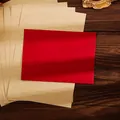 Set de papel de escribir kraft vintage con un sobre rojo sobre fondo de madera oscura - 1 Sobre / Rojo rosado