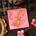 Vintage goldene hohle Metall Erhu Musikinstrument Lesezeichen mit rosa Geschenkkarte - Subtiler Duft auf Saiten / 1 Stück