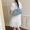 Trendy lichtblauwe schoudertas met stippen voor dames met ruime binnenkant - Blauw