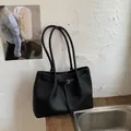 Elegante zwarte minimalistische leren draagtas met grote capaciteit voor dames - Zonder Hanger / Zwart