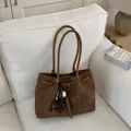 Stylish brown textured fabric tote bag with large capacity for elegant daily commuting. - With Dachshund Pendant / Brown