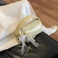 Κομψή μίνι κίτρινη τσάντα με πουά και διακοσμητικό μενταγιόν με πέρλες και λευκό φιόγκο - Με Κρεμαστό / Κίτρινο