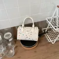 Bolso pequeño tipo almohada con lunares, lazo y colgante de corazón - Estilo Sin Colgante (JY1523) / Blanco