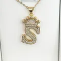 Gold-plated stainless steel letter S crown pendant necklace with sparkling zircon - Letter S / Gold