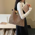 Grand sac cabas en paille tissé à la main marron, idéal pour la plage et le quotidien - Kaki