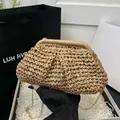 Elegant vintage French woven straw clutch bag with golden chain strap in khaki beige - Regular Fit / Khaki