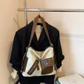 Grande borsa tote retrò a blocchi di colore crema e marrone per uso quotidiano casuale - modello base / Grigio