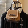 Kleiner brauner Vintage-Eimer-Rucksack mit Kunstfellbesatz und Schleifendetail für Damen - Braun
