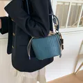 Vintage gewebte Eimertasche für Damen in Blaugrün mit Kordelzug-Innenbeutel-Detail - Blau
