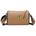 Borsa a tracolla vintage in pelle kaki con tracolla a righe ed emblema dorato - Stile a Botte Vintage / Kaki
