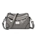 Elegante borsa a tracolla in morbida pelle grigia con motivo a rombi trapuntati da donna - Grigio