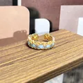 Anillo ajustable vintage dorado con flores de esmalte azul claro y pequeños cristales - Estilo floral azul claro con diamantes de imitación (nº 31) / Anillo Abierto N.º 31