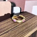 Anillo dorado elegante estilo corte vintage con esmalte rosa y cristales finos - Estilo Palacio Marquesa (n.º 42) / Rosa