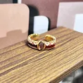 Elegante anillo abierto estilo corte vintage con corazones de esmalte y piedra marrón - Estilo Gema Rojo Marrón Corazón Bloques Color (45) / Dorado