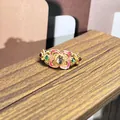 Anillo de flor de esmalte de estilo palaciego vintage con piedras de colores y oro - Estilo Pétalo Gema Tricolor Rosa (47) / Rosa