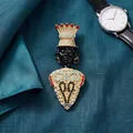 Broche vintage en alliage de chef de tribu avec strass colorés pour un look élégant et chic - Chef de Tribu