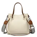 Elegante bolso de mano de piel sintética crema con correa ancha estampada - Blanco Roto