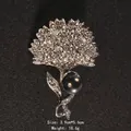 Vintage floral brooch featuring a large black pearl and sparkling clear rhinestones - Carnation Style (XD-6375) / Artificial Black Pearl / Silver