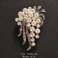 Elegant retro pearl and rhinestone brooch pin with silver finish for women's suits - Grape Cluster Style (1328) / Silver