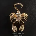 Spilla a forma di scorpione vintage dorata con strass brillanti per abiti eleganti - Scorpione (24 ott - 22 nov)