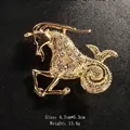 Spilla zodiaco Capricorno in oro vintage con strass scintillanti per abiti e cappotti - Capricorno (22 dic - 19 gen)
