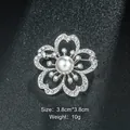 Elegant silver-tone flower brooch with a central pearl and sparkling crystal rhinestones - Five-Petal Flower Pearl Style (XD9139) / Silver