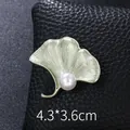 Elegant light green ginkgo leaf brooch with a white pearl 4.3x3.6cm on black leather - XD9474 (Light Green Ginkgo Leaf)